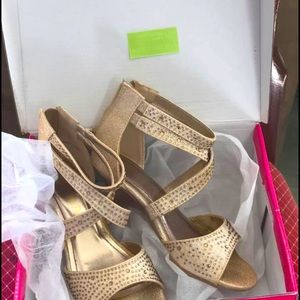 Pretty heels little girl shoes